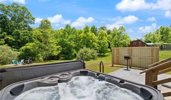 3346 Indian Cove Rd, Birdseye, IN 47513