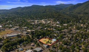 165 Water St, Ashland, OR 97520