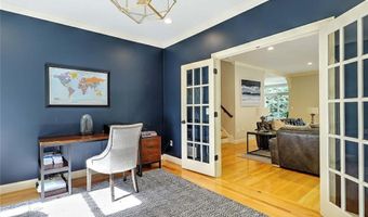 10 Owl Tree Ln, East Greenwich, RI 02818