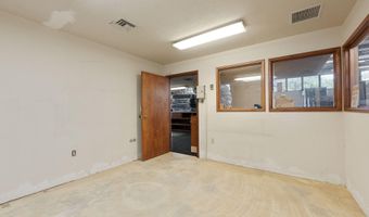 221 BROADWAY Blvd SE, Albuquerque, NM 87102