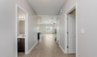 8894 Benjamin Ln, Avon, IN 46123