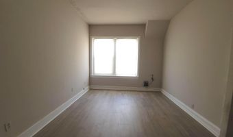 818 WYNNEWOOD Rd 3, Philadelphia, PA 19151