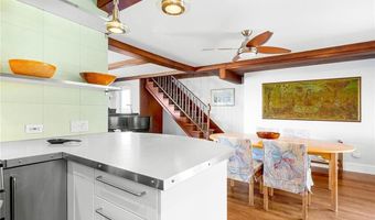 172 Eustis Ave, Newport, RI 02840