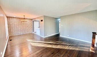 22 W070 Byron Ave, Addison, IL 60101