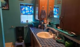 124 Russet Dr, Ardmore, OK 73401