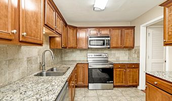 7955 Jefferson Place Blvd #33-D, Baton Rouge, LA 70809