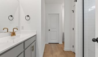 314 Brood Dr, Adkins, TX 78101