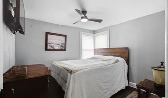 50 Plum Point Rd, North Kingstown, RI 02874