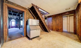 2165 STATE St, Alburtis, PA 18011