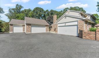 230 TREE TOP Ln, Hockessin, DE 19707