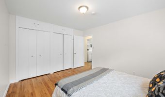 1465 3RD St, Astoria, OR 97103
