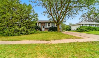 1213 S 14th St, Adel, IA 50003
