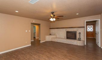 2105 W Briscoe Ave, Artesia, NM 88210