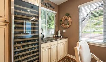 6996 Goldstone Rd, Carlsbad, CA 92009