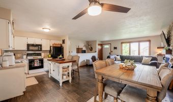 1127 5th St E, Altoona, WI 54720