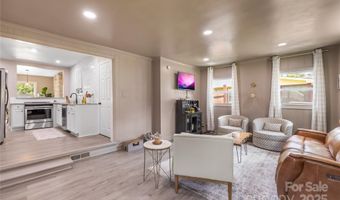 4134 Firethorne Rd, Charlotte, NC 28205