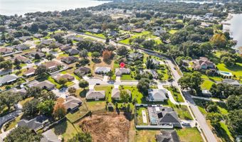 102 WATERVIEW Cir, Auburndale, FL 33823