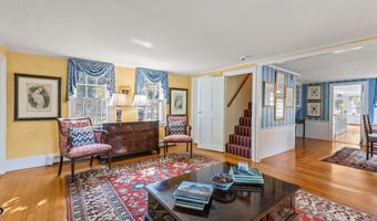 4259 Main St, Barnstable, MA 02630