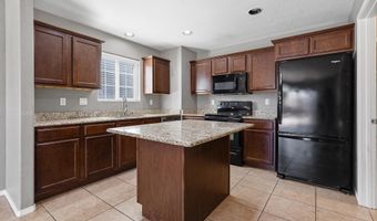 221 Burnage Ln, Alamogordo, NM 88310