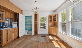 22 Ledgelawn Ave, Bar Harbor, ME 04609