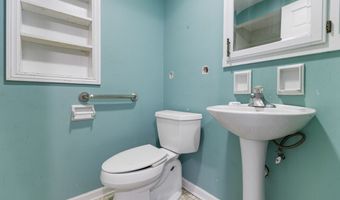 640 S Beverly Ln, Arlington Heights, IL 60005
