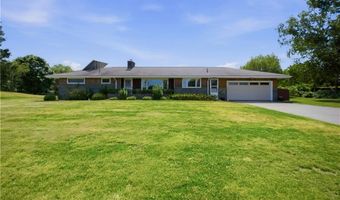 25 Westport Harbor Rd, Little Compton, RI 02837
