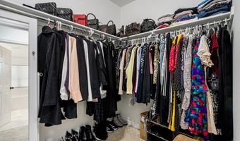 1360 Fairlane Dr, Ann Arbor, MI 48104