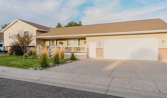 908 35th St, Cody, WY 82414