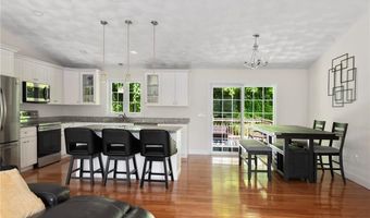 15 Birch Rd, Cumberland, RI 02864