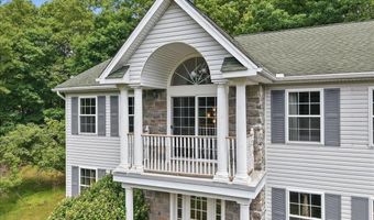 63 Fox Hill Rd, Albrightsville, PA 18210