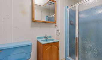 35 Dorchester Ln, Branford, CT 06405