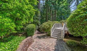13865 SW SECRETARIET Ln, Beaverton, OR 97008