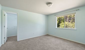 8465 S HOLLYHOCK St, Rockaway Beach, OR 97136