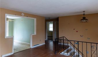 64 Perkins Ave, Cranston, RI 02910