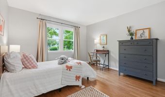 1848 CARRIAGE Dr, Annapolis, MD 21401