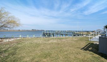 1100 Island Dr, Bayville, NJ 08721