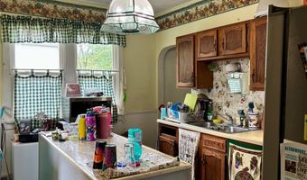 205 E 12th St, Alton, IL 62002