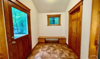 345 Three Oaks Dr, Athens, GA 30607