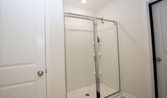 1179 Misty Creek Dr, Aberdeen, NC 28315