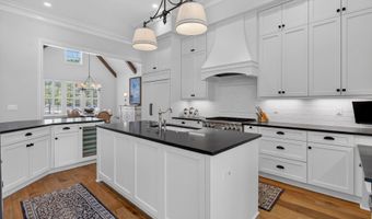 1484 Old Rosebud Trl, Awendaw, SC 29429