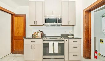 3003 20TH St NE, Washington, DC 20018