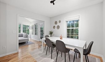 323 PALMER Rd, Basye, VA 22810