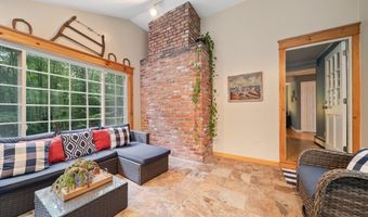 13 Holly Hill Dr, Amherst, NH 03031