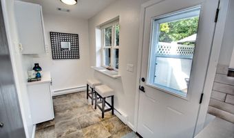 925 S WEST Ct, Appleton, WI 54915