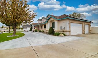 649 Saddle Horn Way, Fernley, NV 89408