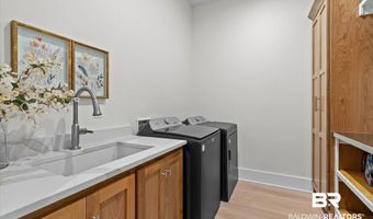 11 Creax Rd, Axis, AL 36505