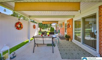3016 Coplay Ln, North Whitehall, PA 18052