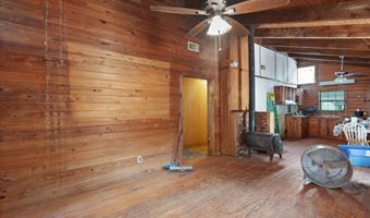6049 21st Ave, Bell, FL 32619