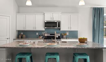 1302 Woodhouse Dr NW, Ash, NC 28420