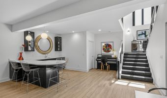 5802 Chestnut Ridge Dr, Anderson Twp., OH 45230